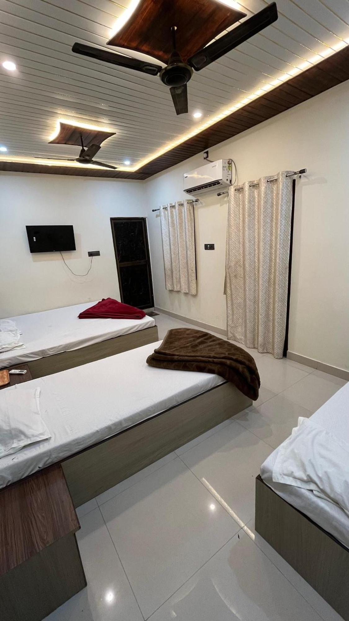 Gauri Kedareshwar Guest House 瓦拉纳西 外观 照片